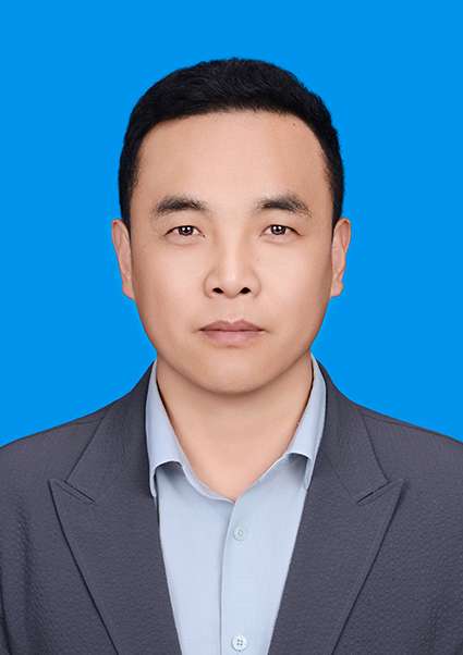漆治文